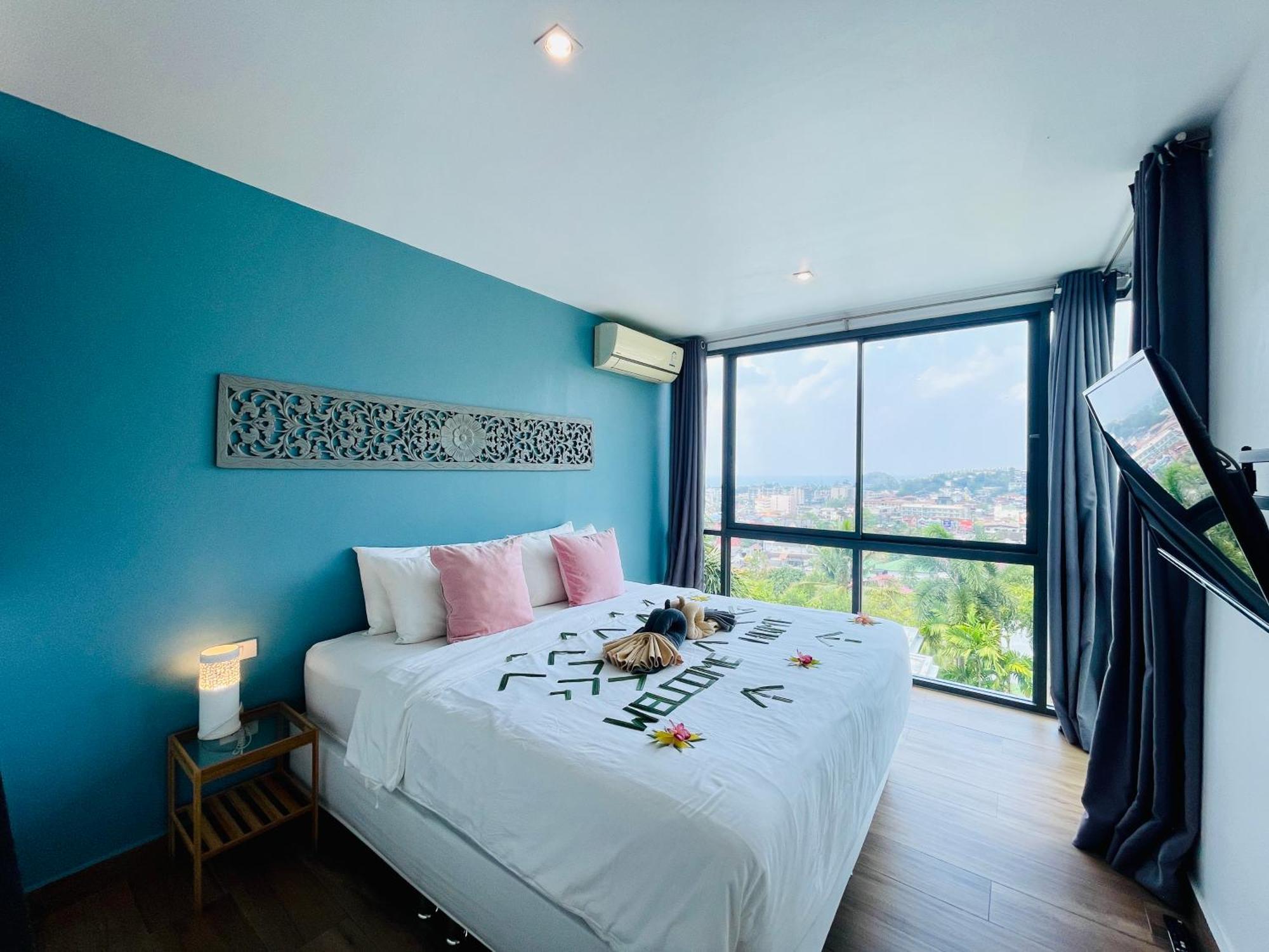 Baan Saint-Tropez Seaview Villas Kata Beach ภายนอก รูปภาพ