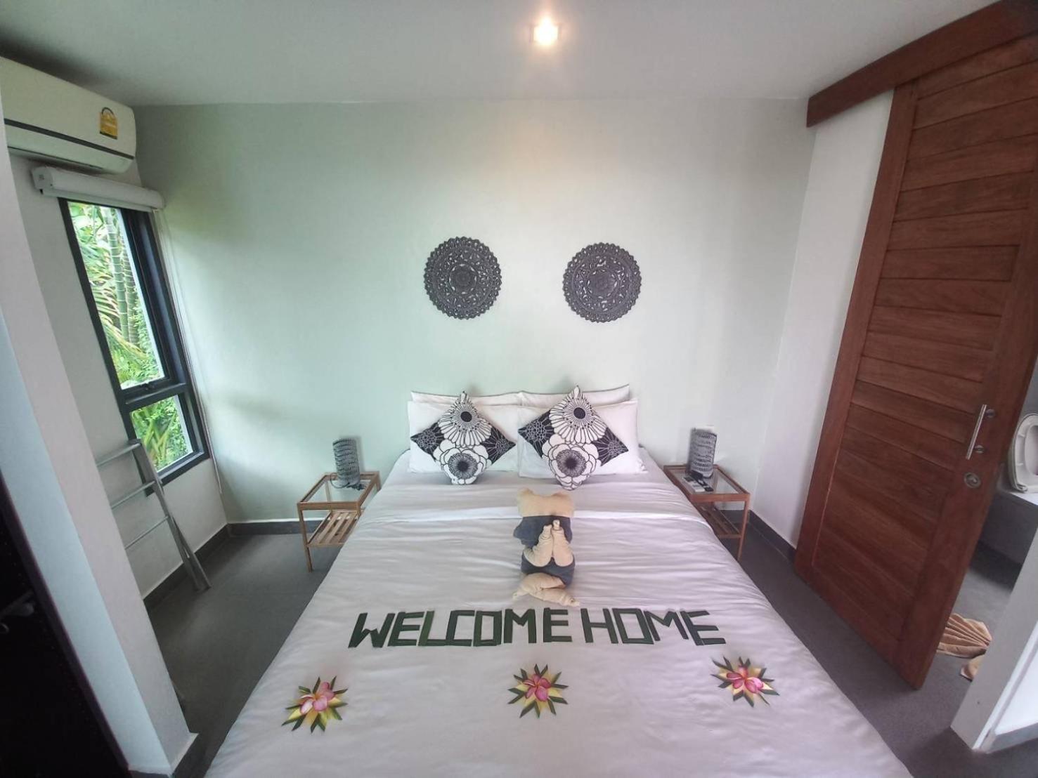 Baan Saint-Tropez Seaview Villas Kata Beach ภายนอก รูปภาพ