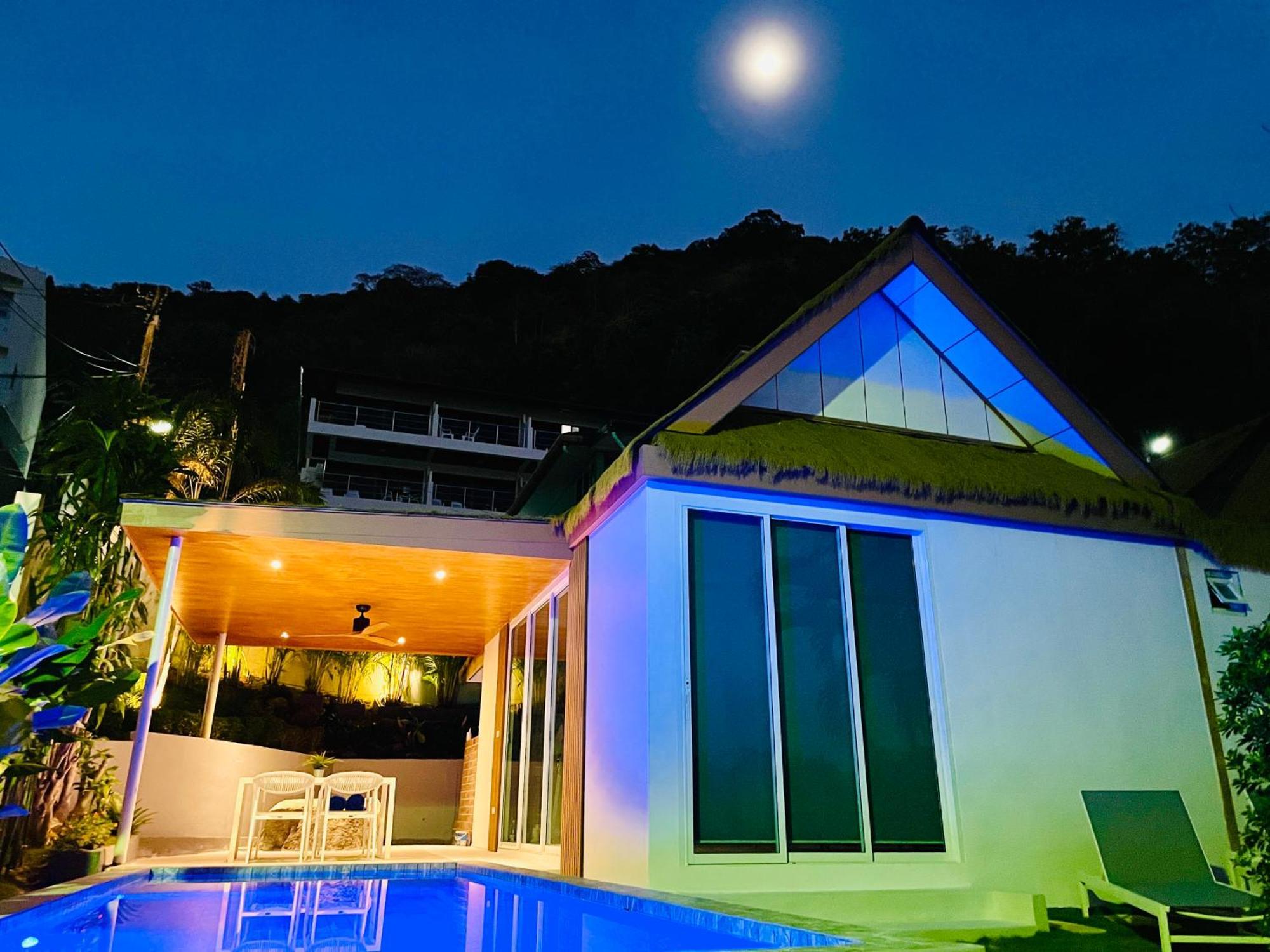 Baan Saint-Tropez Seaview Villas Kata Beach ภายนอก รูปภาพ