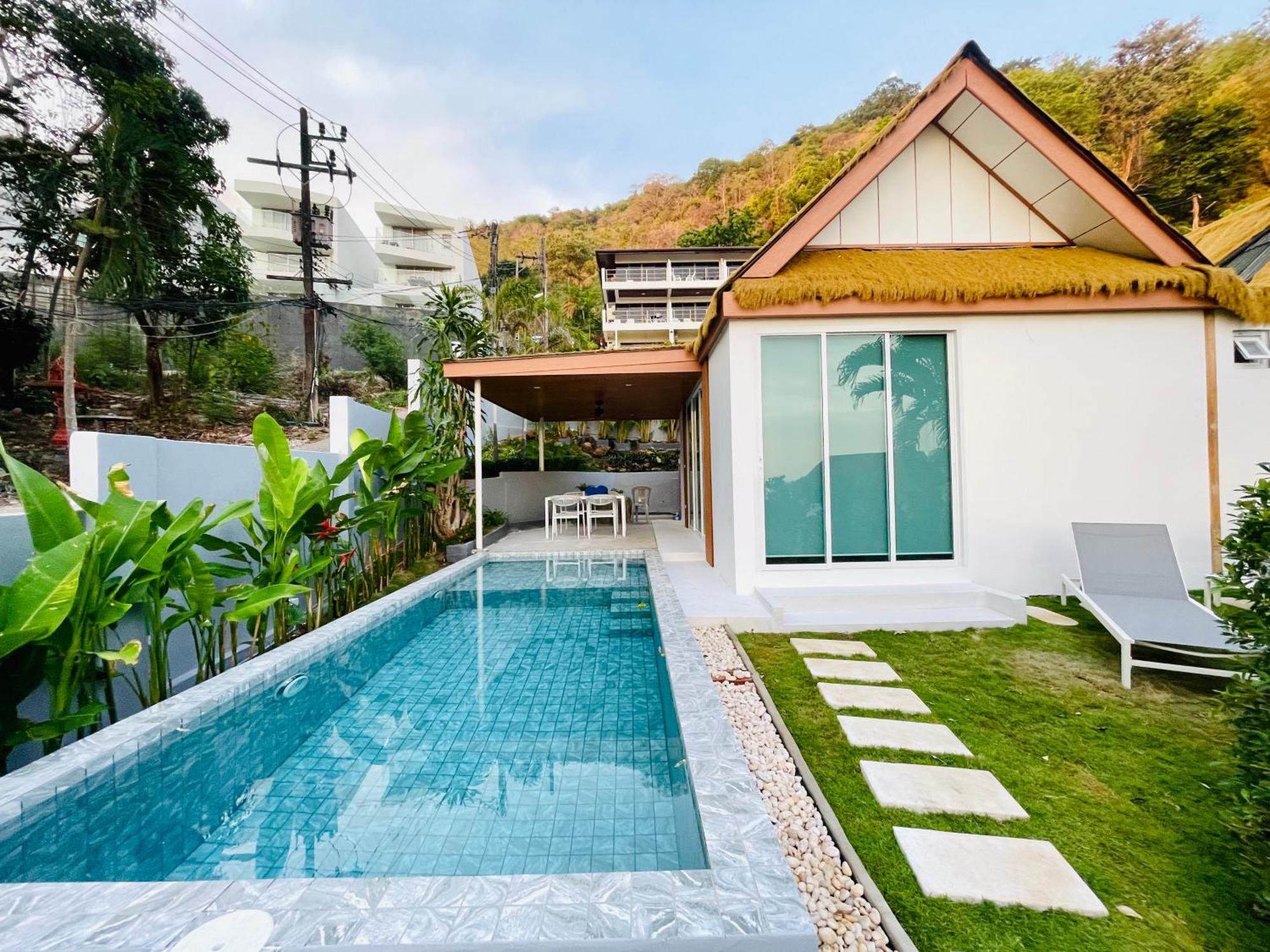 Baan Saint-Tropez Seaview Villas Kata Beach ภายนอก รูปภาพ