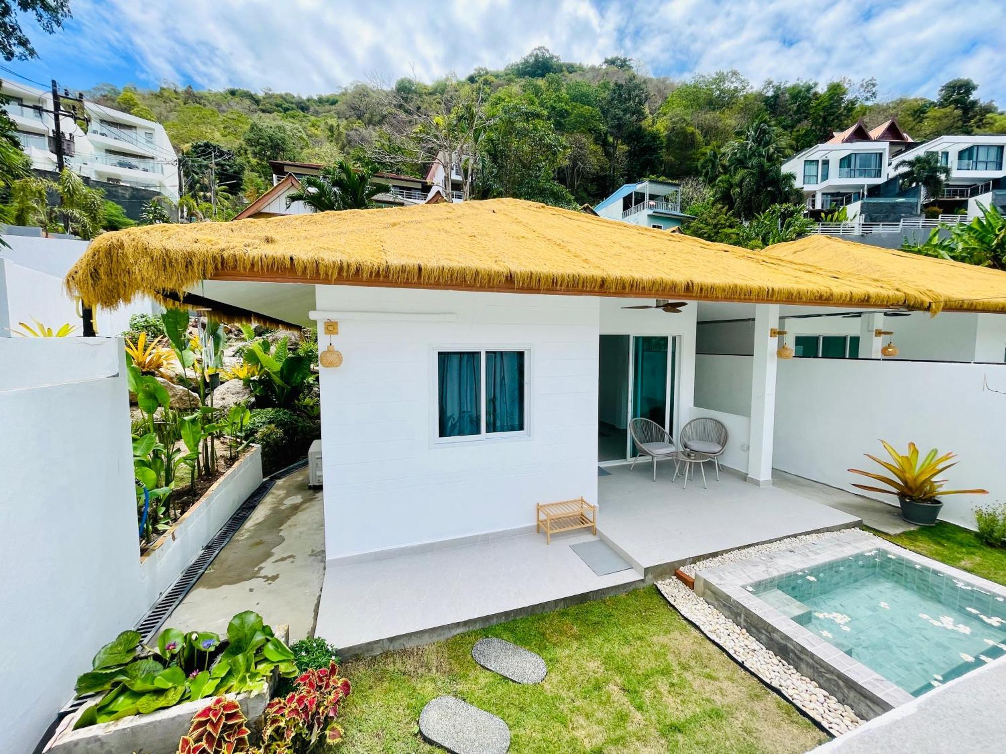 Baan Saint-Tropez Seaview Villas Kata Beach ภายนอก รูปภาพ
