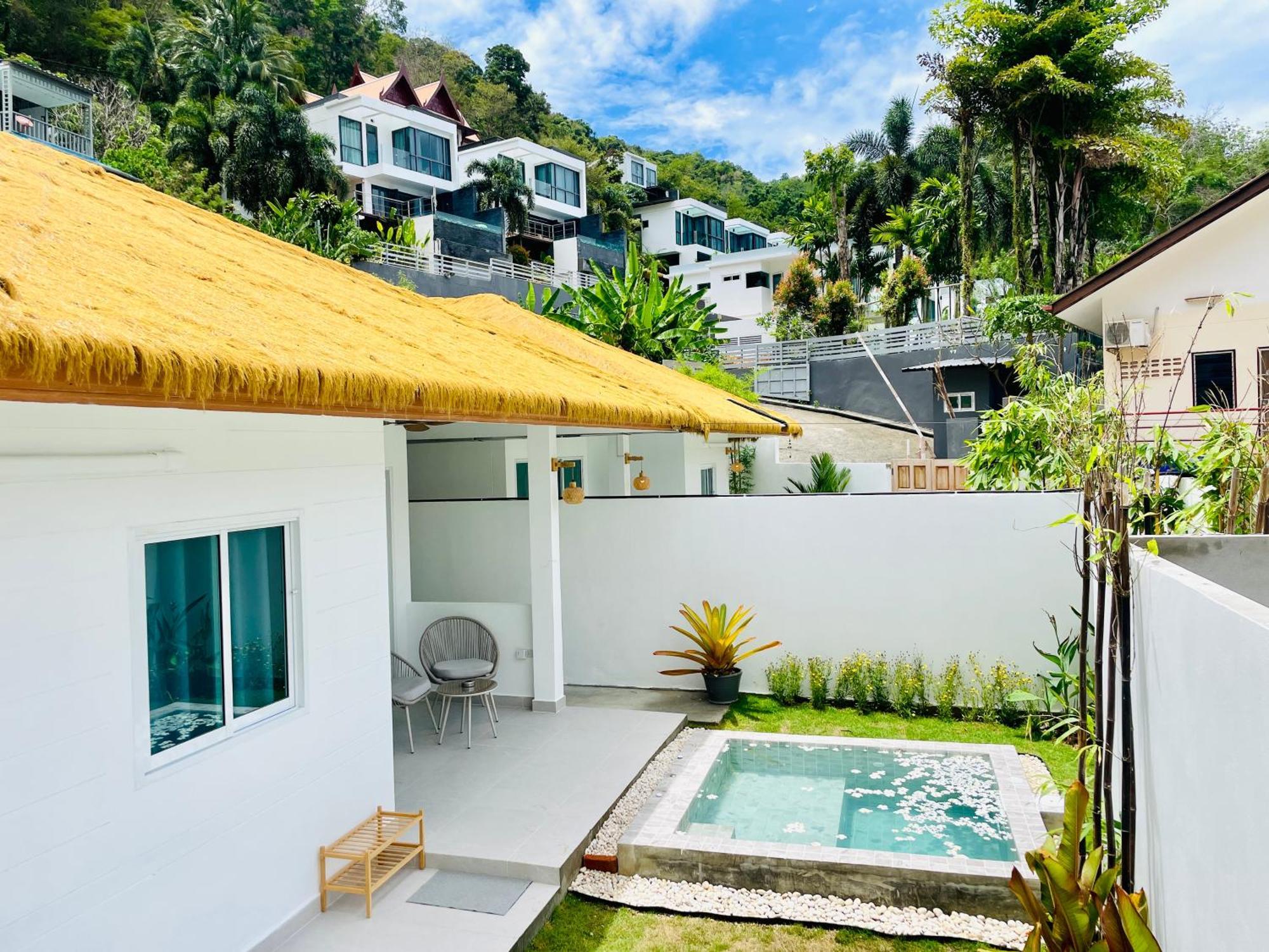 Baan Saint-Tropez Seaview Villas Kata Beach ภายนอก รูปภาพ