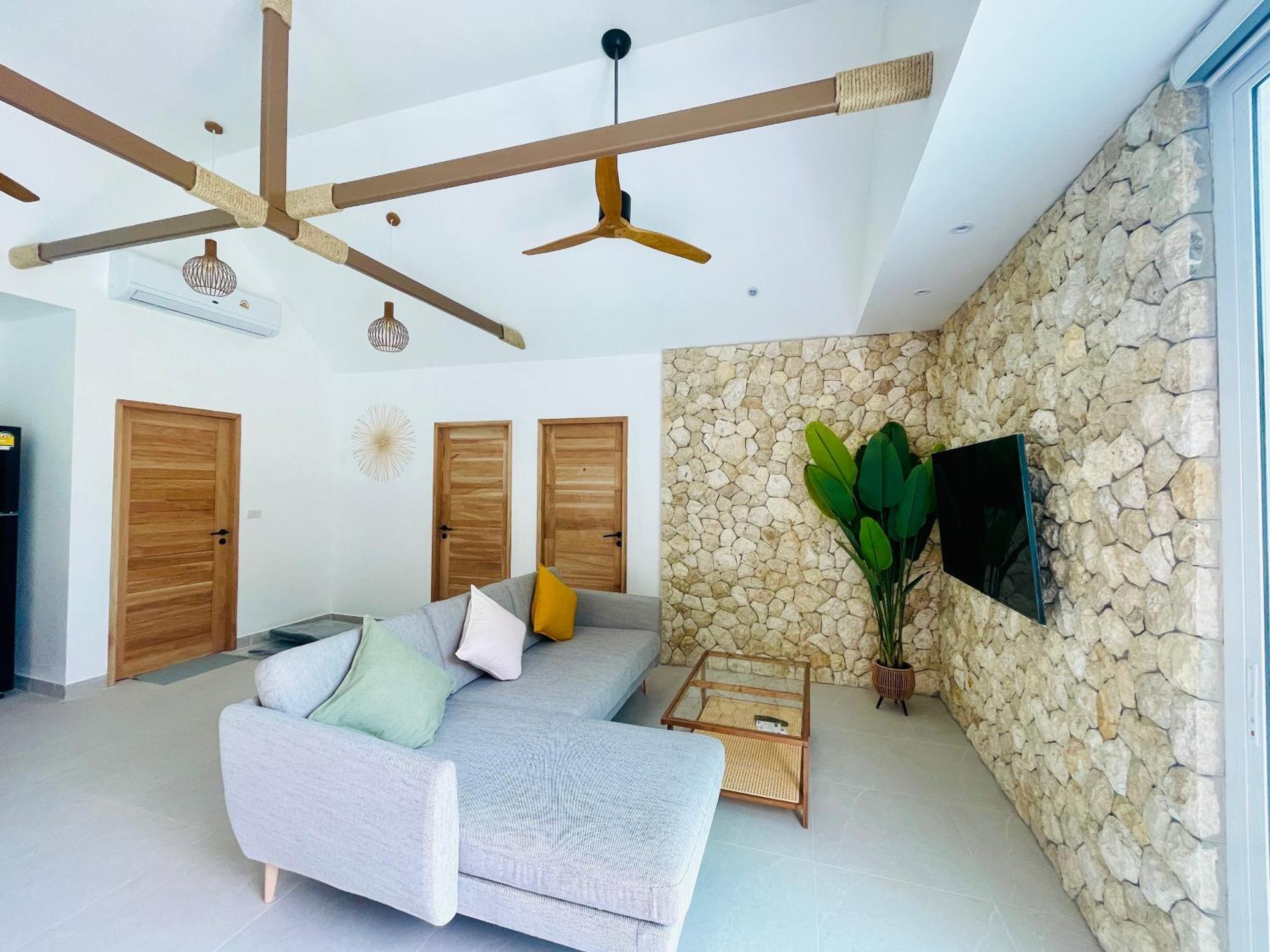 Baan Saint-Tropez Seaview Villas Kata Beach ภายนอก รูปภาพ